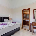 Hipoclub Villas, Zafiro 20 Villa