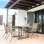 Playa Blanca Villa Sleeps 12 Pool Wifi