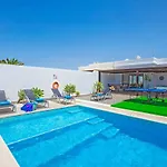 Villa Tenike