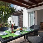 Casa Lirio