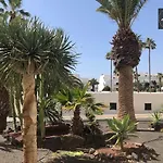 Suri Costa Teguise