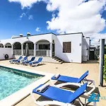 Villa Lima - LH112 By Villas Now Ltd