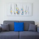 Flower Beach Suite 25