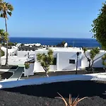 Puerto Del Carmen Center - New Apartment By The Pool And Private Parking