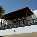3Br Beach House - Solarium & Shower Terrace