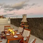 Villa With Sea View And Private Swimming Pool