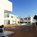Apartment Los Zafiros in Puerto del Carmen Aircond&Wifi&Dishwasher