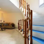 Villa Hannah - Stunning Sea Views - Roof Terrace