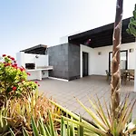 Villa Aurora