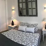 Romantic Casa Blanca