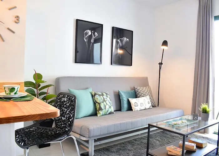 Holyhome Grey Apartment