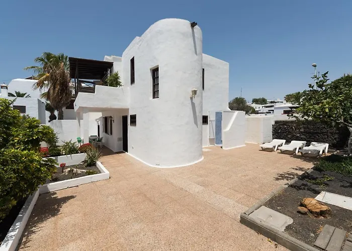 2Br Beach House - Solarium & Shower Terrace - 13