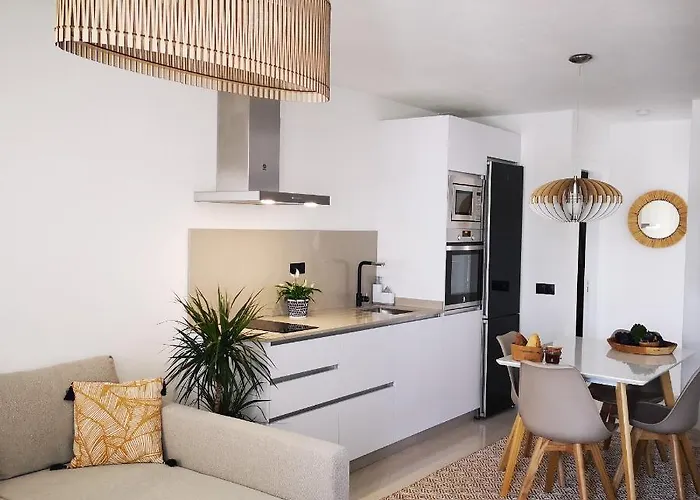 Apartamentos Mares de Lava - Playa Blanca