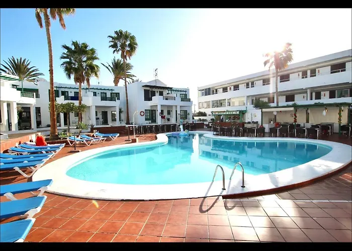 Lovely Pool View Apartment Near Beach, Luz Y Mar + Vv License