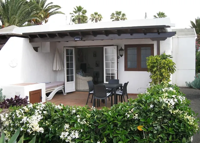 70 Las Brisas