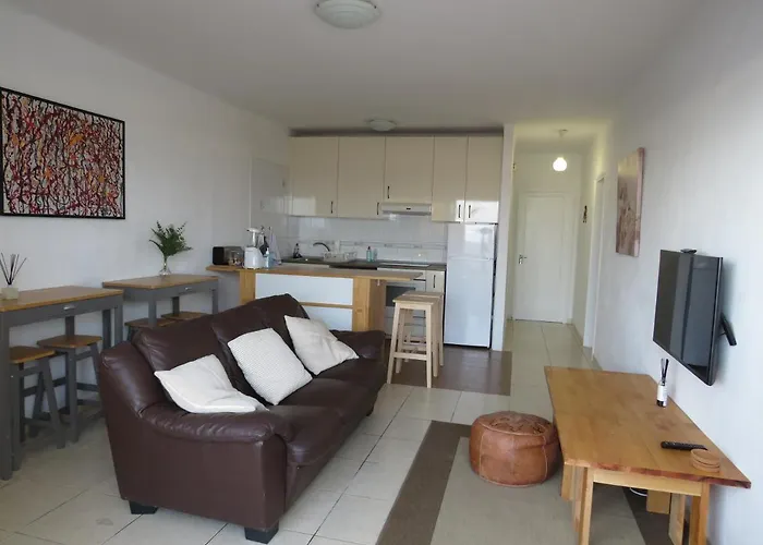 Biosfera Modern Bright Old Town Two Bedroom Apartment Pdc