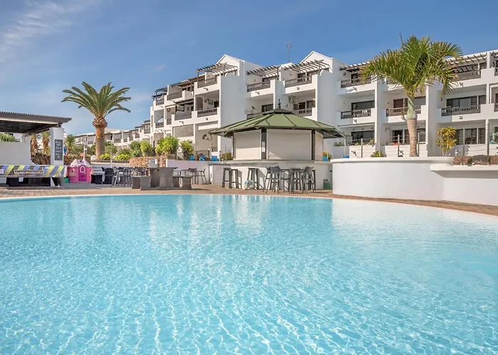 Lanzahost Gibshouses Playa Bastian