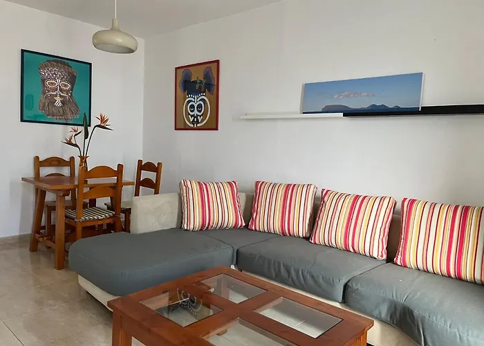 Playa Chica Apt With Terrace 100 M From The Sea
