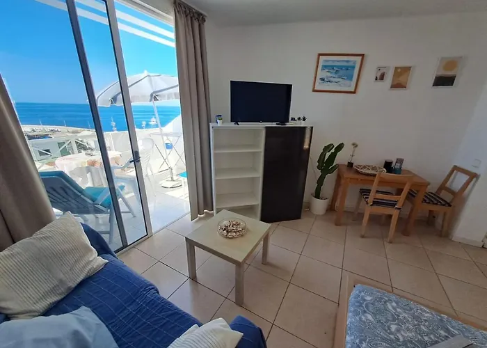 Comfortable Lucy Apartment 706 With Amazing Sea-View