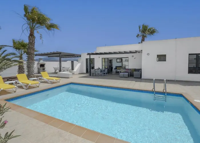 Villa Dulce Vista Costa Papagayo With Large Heated Private Pool & Air Conditioning