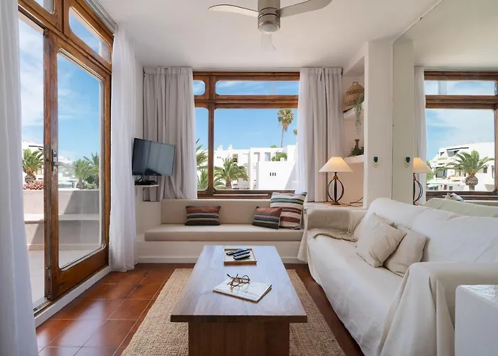 Lanzarote Beach Apartments, Casa Ona