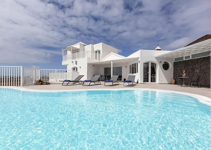 Ocean Views And Relax In Lanzarote