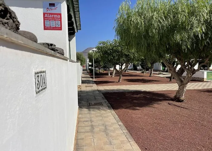 Eslanzarote Buganvilla House