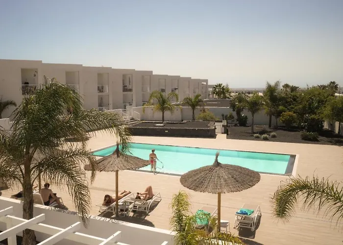Precioso apartamento en complejo con piscina