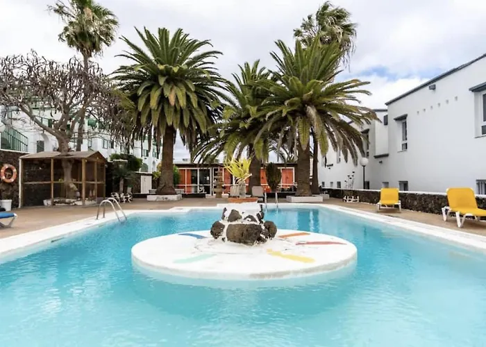 Stunning Refurbished 1 Bedroom Apartment