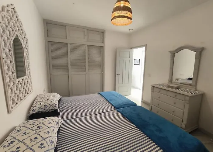 Sea Breeze Apartment