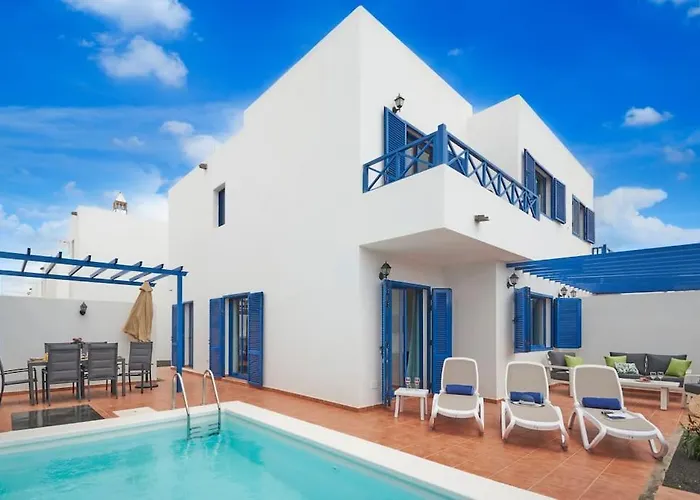 Villa Maria Del Mar 2 Minutes To Supermarkets, 10 Minutes To Marina Rubicon, Pool, High Speed Wifi