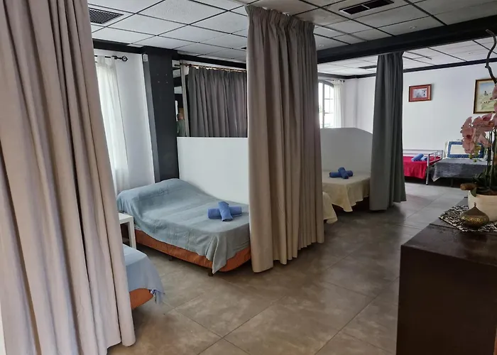 Chill 12 Guest House