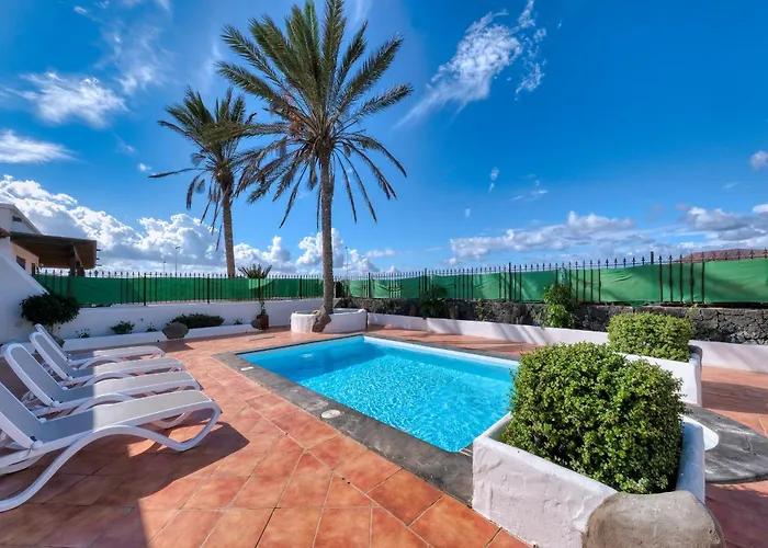 Villa Arena Blanca With Private Pool And Bbq