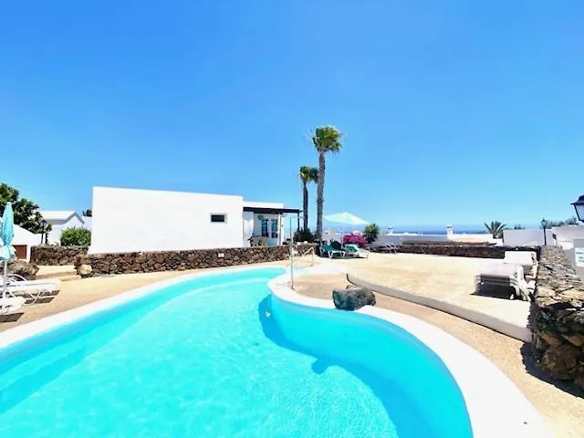 Bungalow Rey Carlos