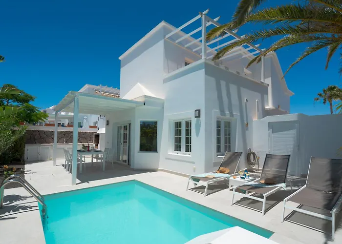 Villa Charlana By Buenavilla