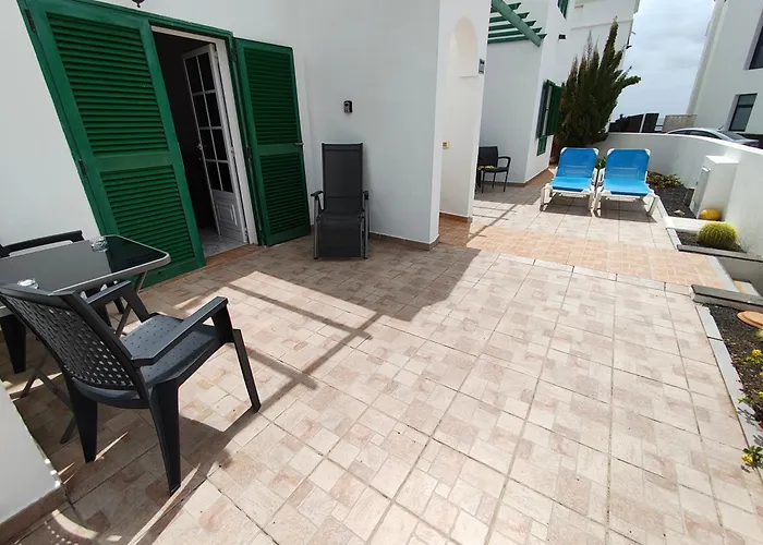 Marysol 1 Apartment With Terrace Close To The Sea