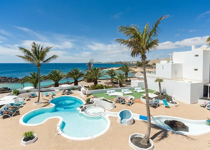 Neptuno Suites - Adults Only