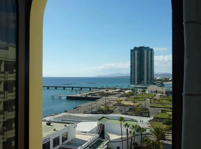Edificio el Islote de Fermina