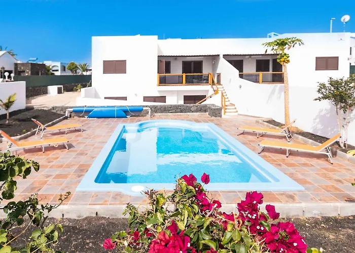 Villa Papillon Con Piscina Privada Y Vistas Al Mar