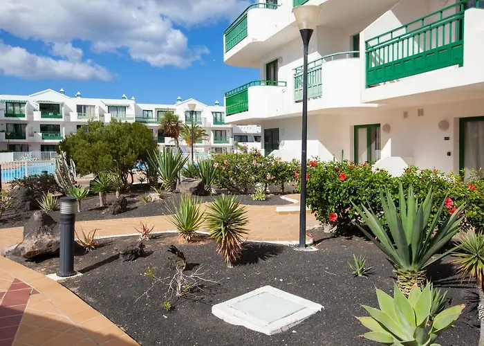 Luxury Beach Front Apartmentos Tahiche