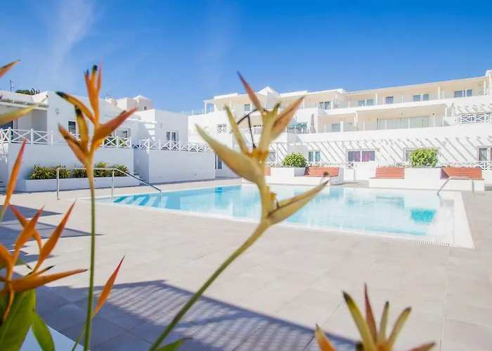 Flower Beach Suite 6