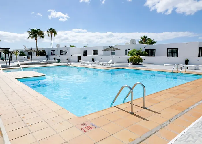 Sea-View Apartment In Lanzarote, Canary Islands, W/ Pool And Wifi 300M