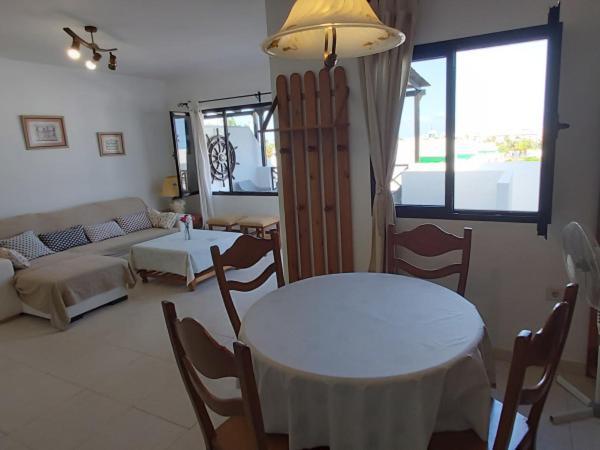 Apartamento Casa Mamen Spacious With Sea Views Puerto del Carmen (Lanzarote)