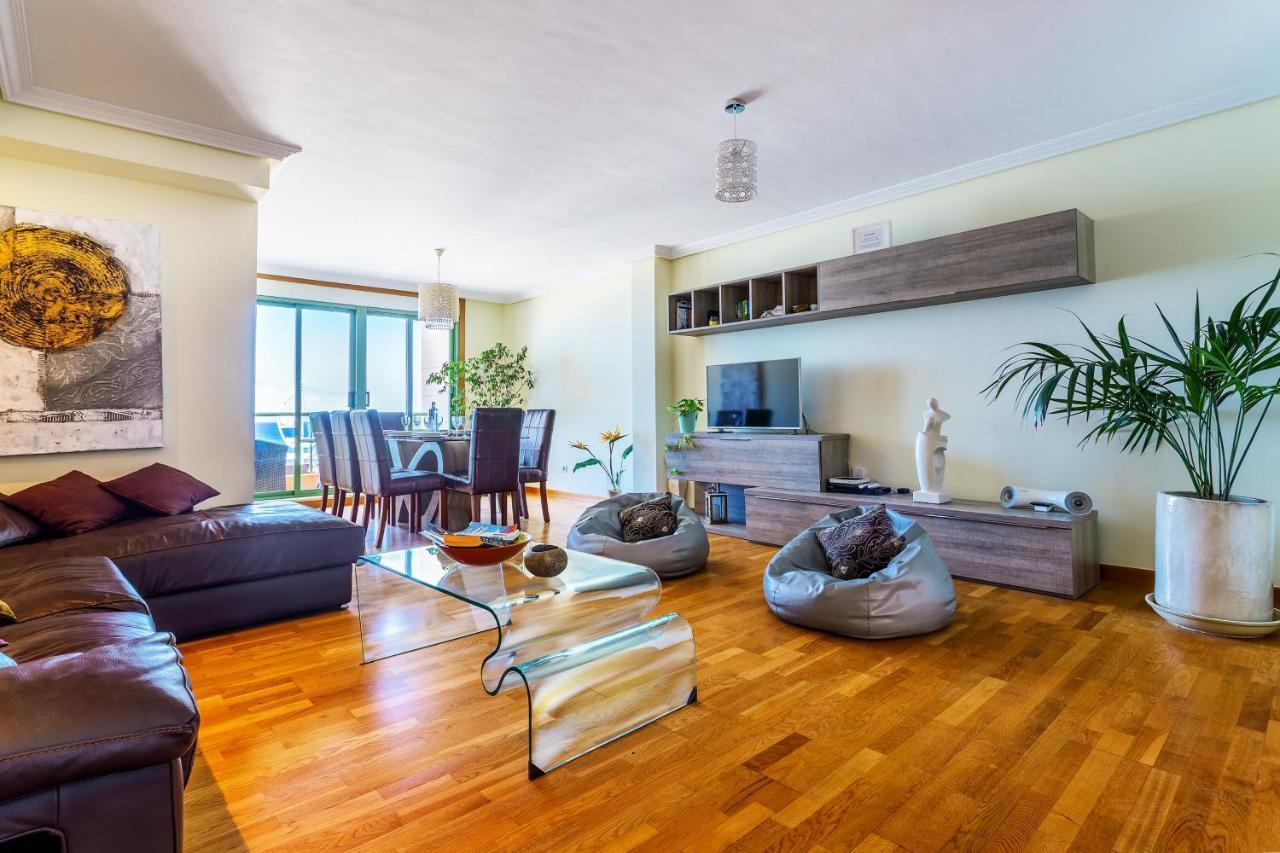 Arrecife Sands- Seafront - Sea Views - Private Underground Parking * Arrecife (Lanzarote)