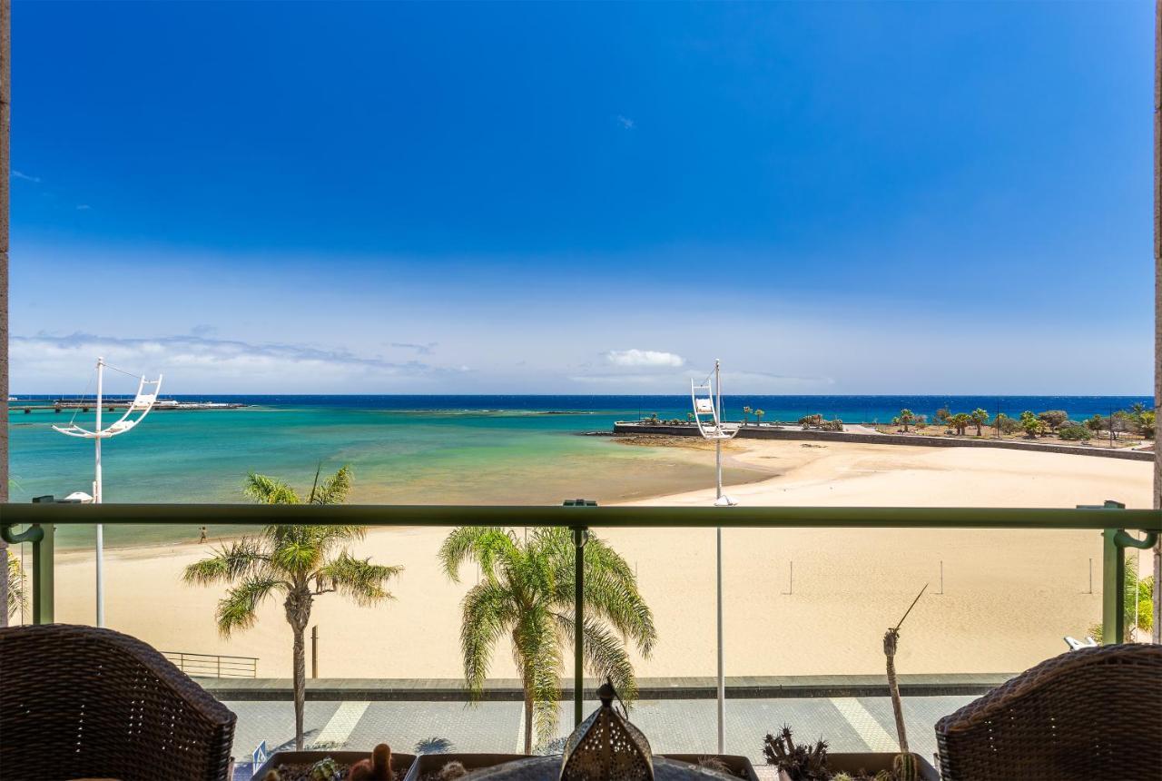 Arrecife Sands- Seafront - Sea Views - Private Underground Parking Apartamento
