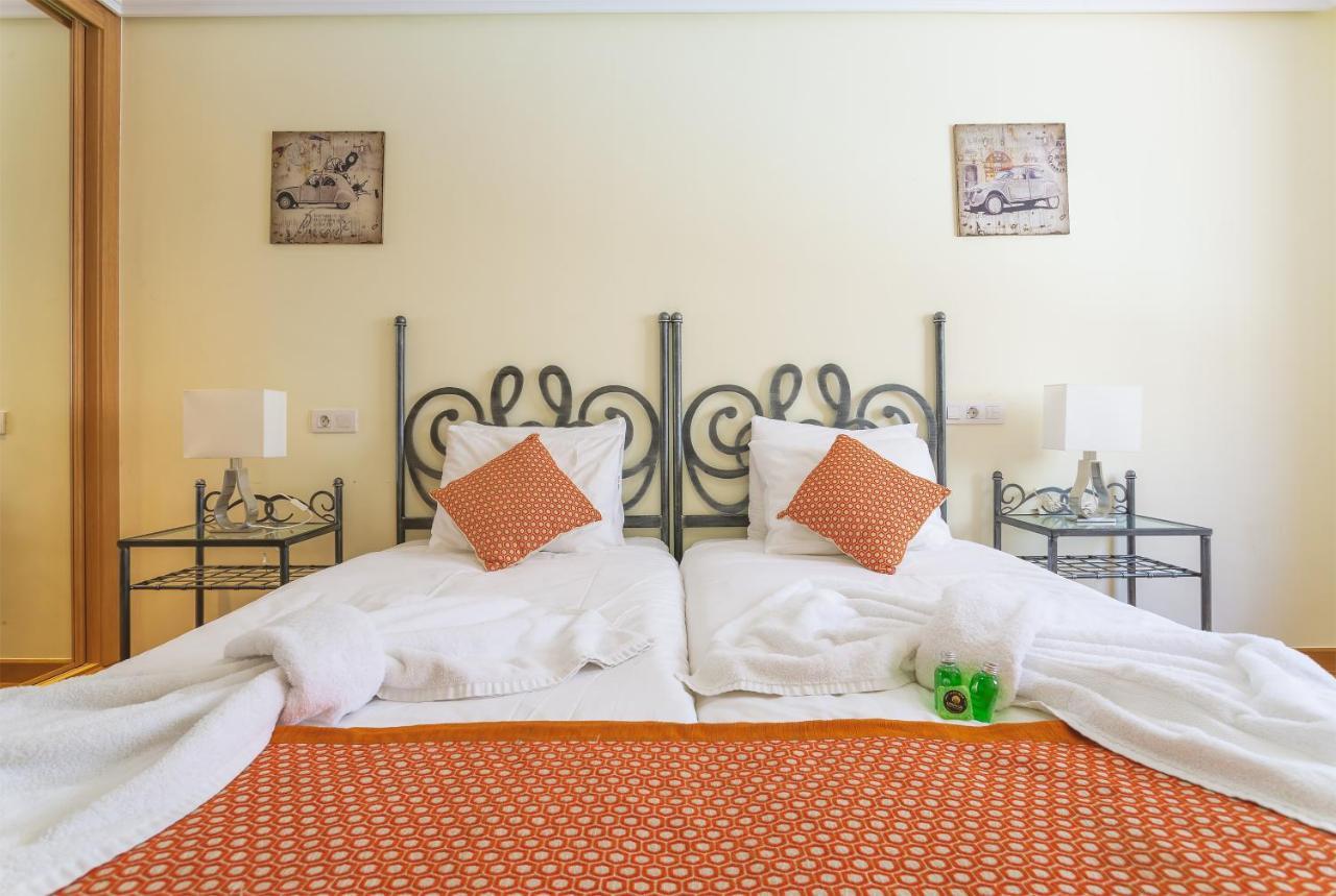 Arrecife Sands- Seafront - Sea Views - Private Underground Parking Apartamento