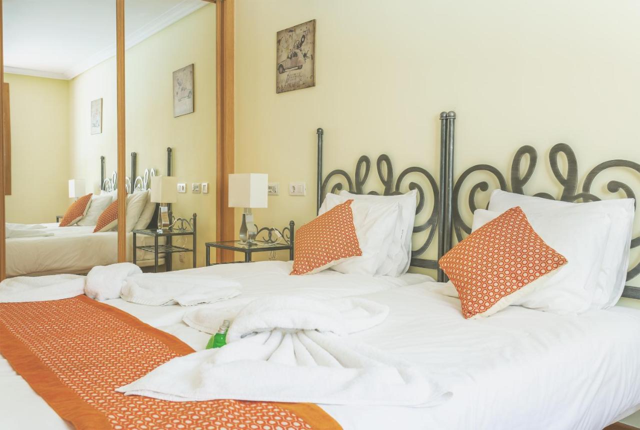 Arrecife Sands- Seafront - Sea Views - Private Underground Parking Apartamento *