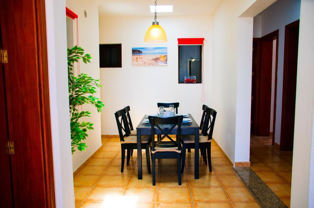 Conil With Heated Pool And Air Conditioning Villa Playa Blanca (Lanzarote)