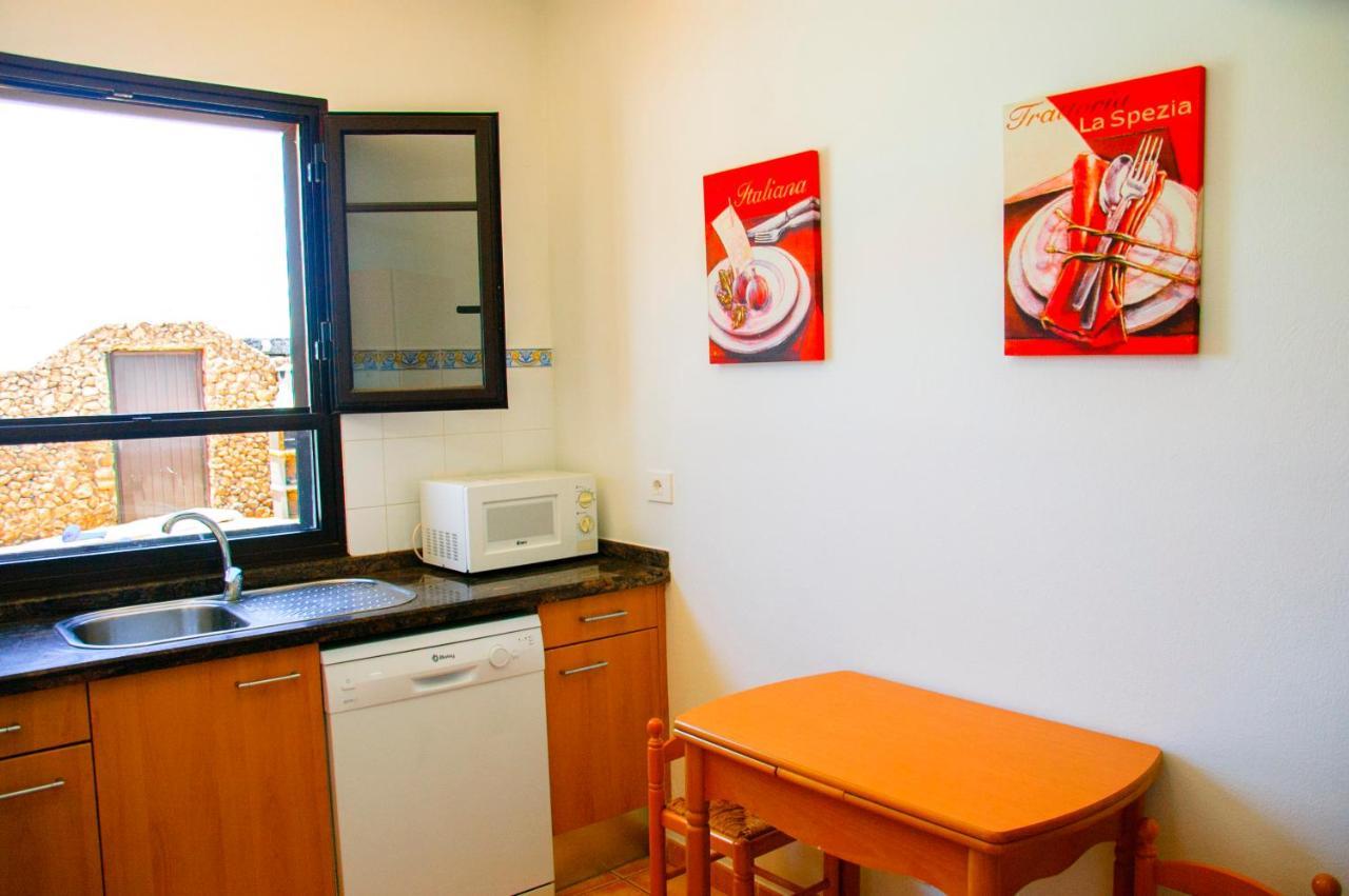Conil With Heated Pool And Air Conditioning *
