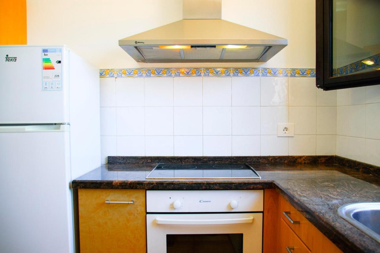 Conil With Heated Pool And Air Conditioning